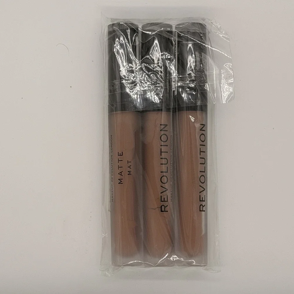 Revolution 3 Pack Matte Lipgloss ~ #122 Matte Darling ~ 0.1oz(x2) Makeup London